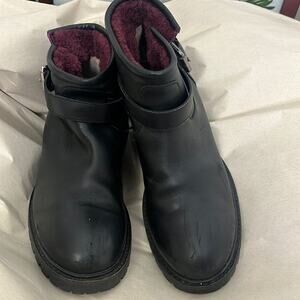 FENDI LEATHER FUR LINED ANKLE BLACK BOOTS SIZE 39‎